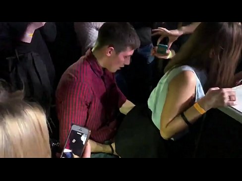 ❤️ Sesso reale in un nightclub russo. Ragazza russa di 18 anni nell'ano e nella vagina scopata in un nightclub ❤ Solo pornoal it.rionews.top ❌️❤